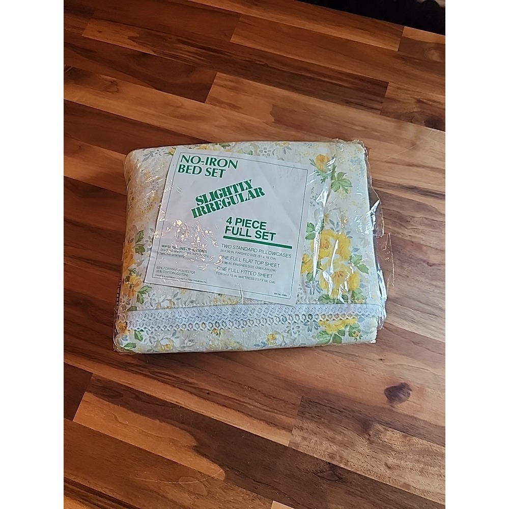 VTG Cottage Core Grandma Core Full Size Bed Sheet Set, Yellow Floral Lace Edge